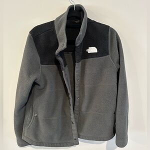 North Face Fleece Jacket - Women’s Large